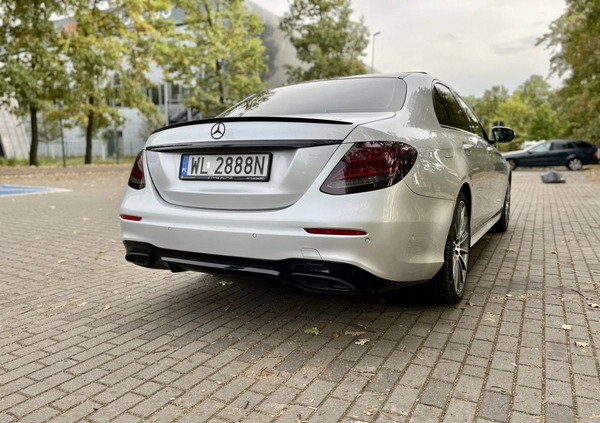 Mercedes-Benz Klasa E cena 111000 przebieg: 119000, rok produkcji 2017 z Legionowo małe 407